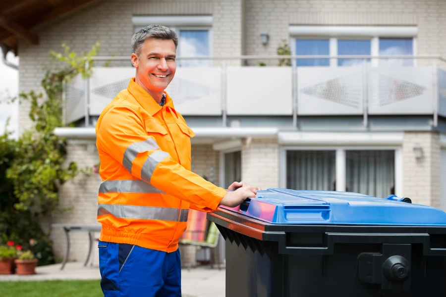 How Garbage Collection Service Simplifies Home Cleanouts Desert Hot Springs, CA How Garbage Collection Service Simplifies Home Cleanouts Desert Hot Springs, CA